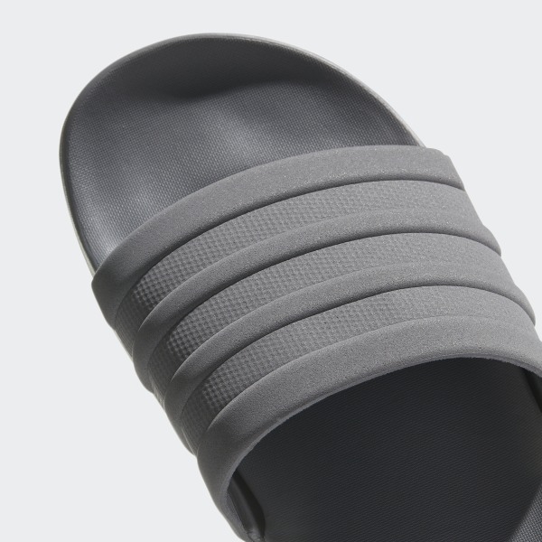 adilette Cloudfoam Plus Mono Slides Grey Three / Grey Three / Grey Three S80977