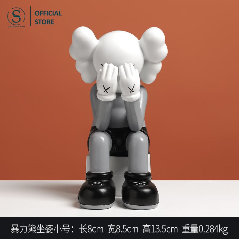 Tượng trang trí phòng khách tối giản hiện đại theo phong cách bearbrick